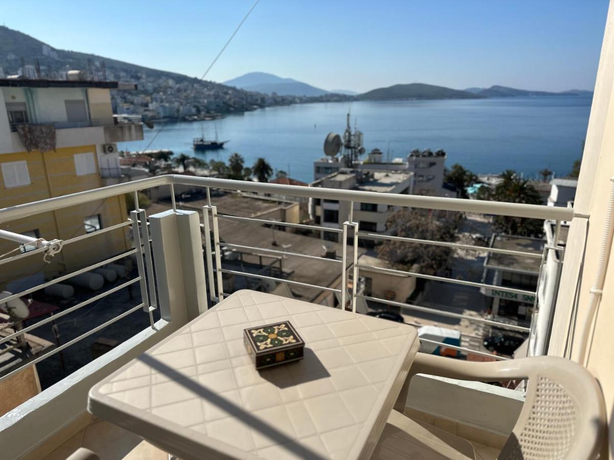 Comfort 1 Apartment Sarande Bagian luar foto
