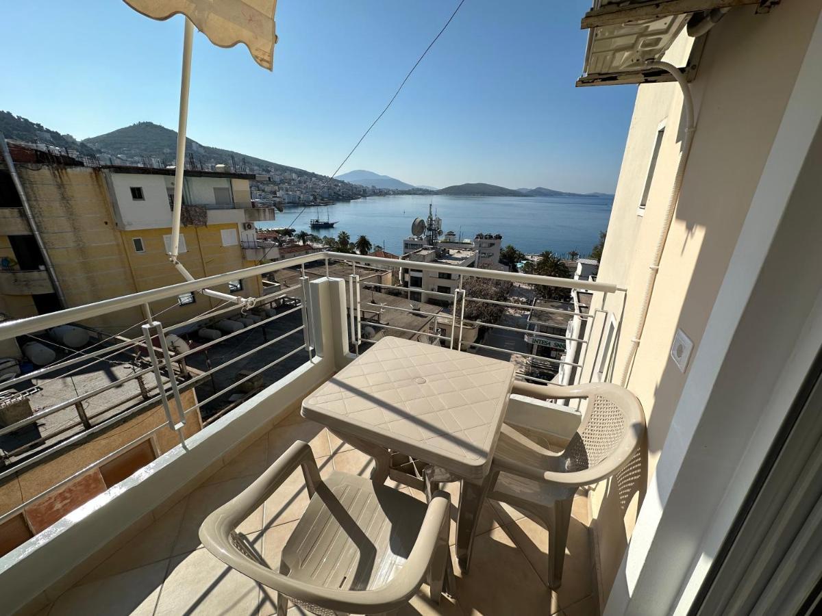 Comfort 1 Apartment Sarande Bagian luar foto